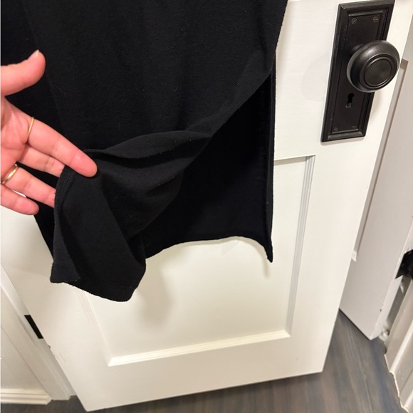 WILFRED | Aritzia | Long Sleeve Slit Dress | Black | Size M - Picture 4 of 7